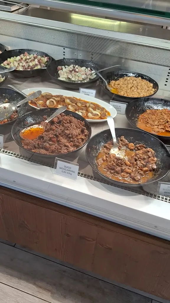 Gruppo Demar - Gastronomia Fish & Wine_Roncoferraro_slider_image_2