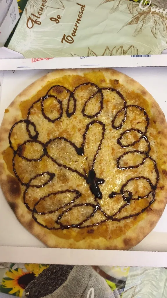 Pizzeria Serena Di Halili Nail_Roncoferraro_slider_image_3