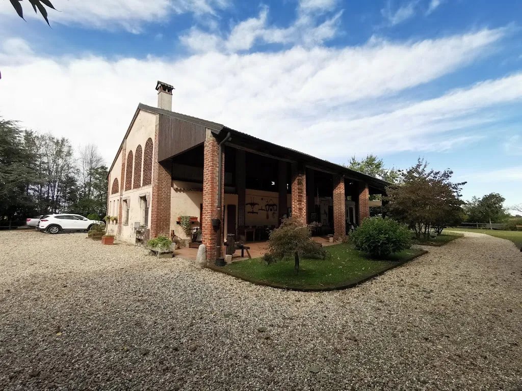 Cascina Sant'Ambrogio restaurant in Rosate