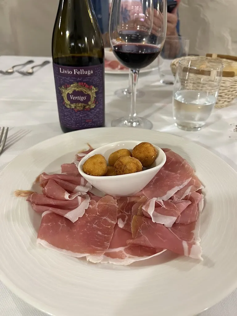 Trattoria Piazza Mercato_Rovato_slider_image_3