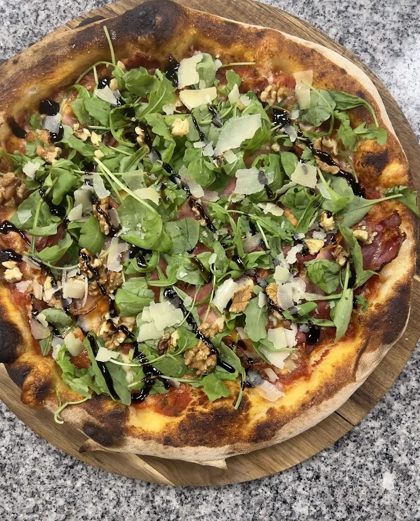 Pizzeria da Salvo_Rovello Porro_slider_image_2