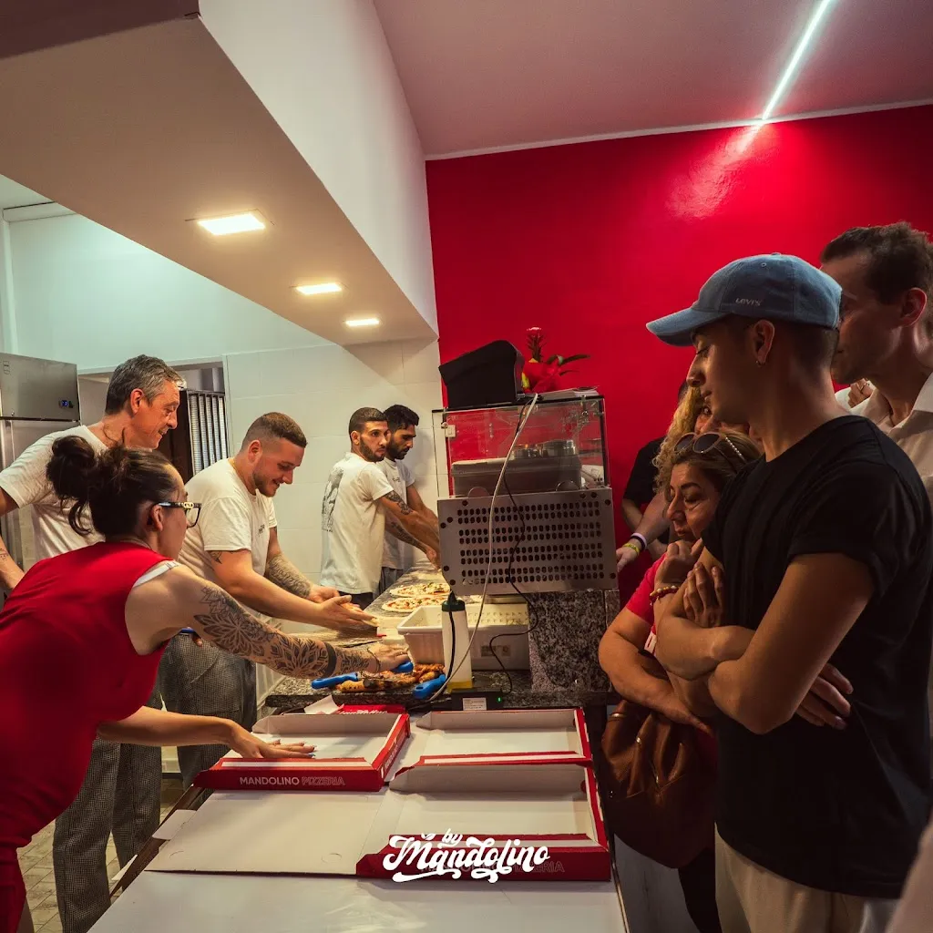 Pizzeria Mandolino Rovello Porro_Rovello Porro_slider_image_3