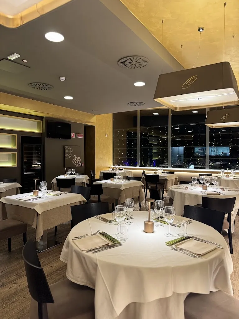 Ristorante La Conchiglia restaurant in Romano di Lombardia