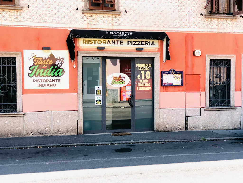 Taste of India - ll Pergoletto restaurant in Romano di Lombardia