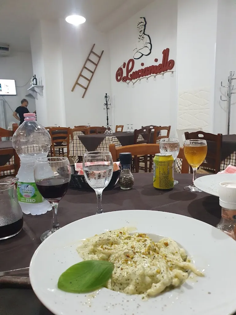 Nahid M_Trattoria-Pizzeria O'Lucianiello_Brindisi_review