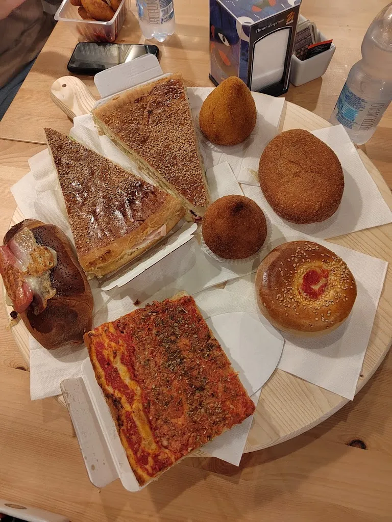 Menu_MA..PÉ..RÓ - Bar E Rosticceria Con Specialità, Delizie E Sapori Siciliani_Romano di Lombardia_immagine_4