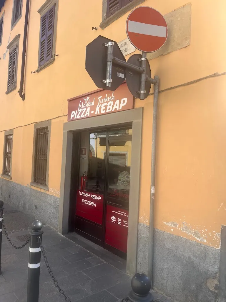 Turkish Istambul Pizza Kebab restaurant in Romano di Lombardia