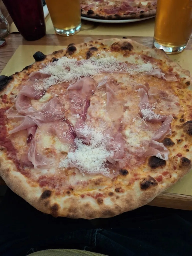 Pizzeria Il Gallo_Romano di Lombardia_slider_image_2