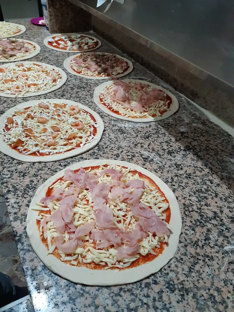 Pizzeria 5 stelle_Romano di Lombardia_slider_image_3