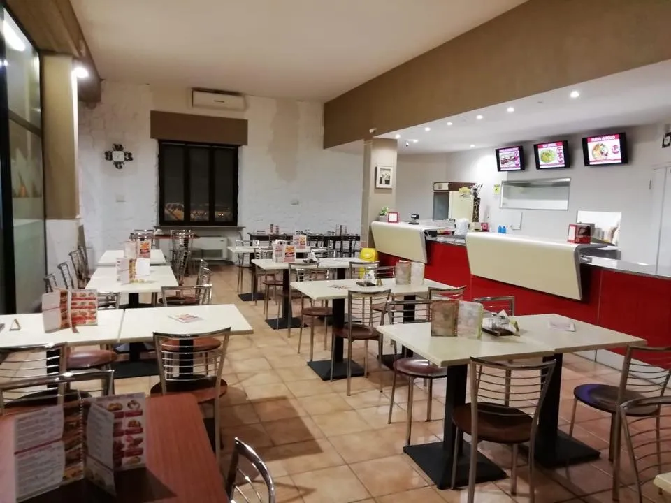 Amy's pizzeria D’ Asporto restaurant in Romano di Lombardia