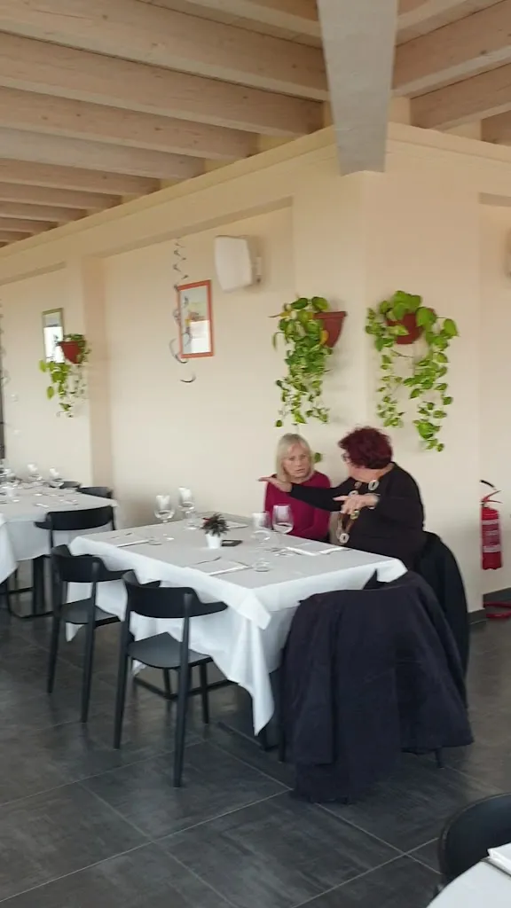 Ristorante Vino dei Frati di Beatrice Gauna & C. Sas_Rovescala_slider_image_2