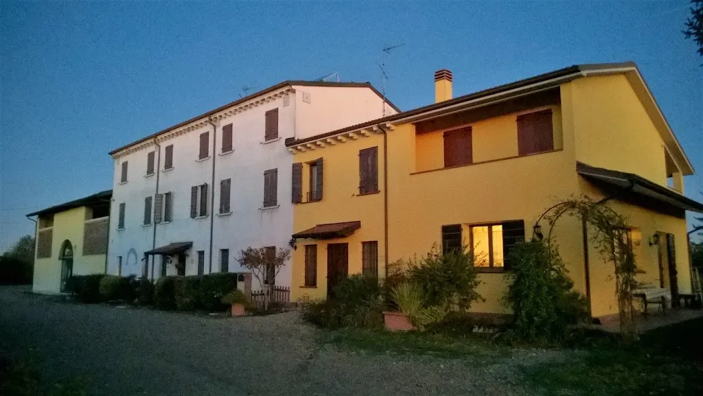 Agriturismo Eliodoro_Roverbella_slider_image_1