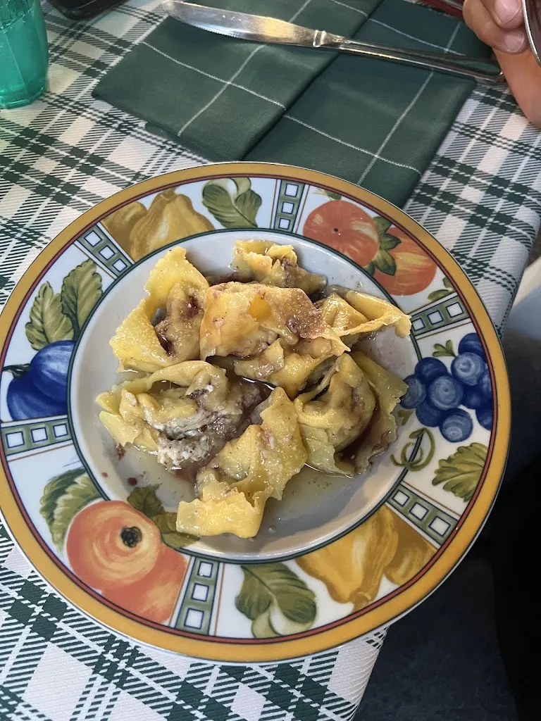 Lina Paquin_Trattoria La Pecora Nera_Roverbella_review