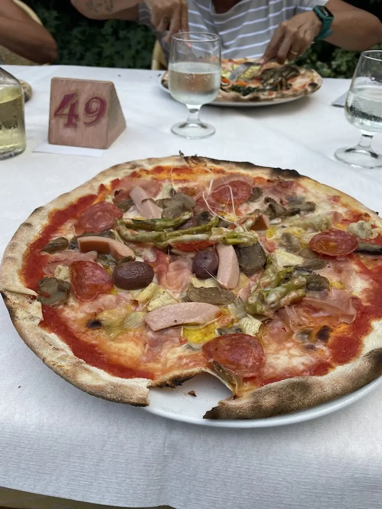 Claudio Pedrioli_Pizzeria Stella_Roverbella_review