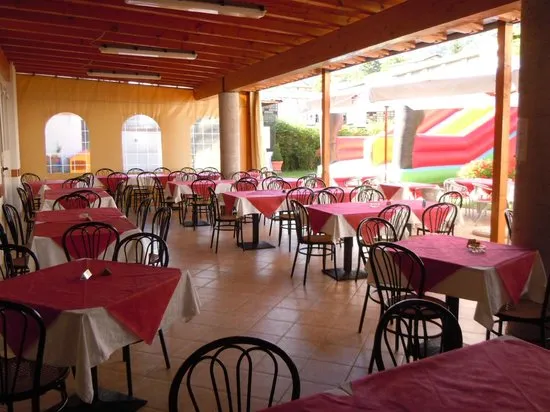 Pizzeria Trattoria Vecchia restaurant in Sabbio Chiese