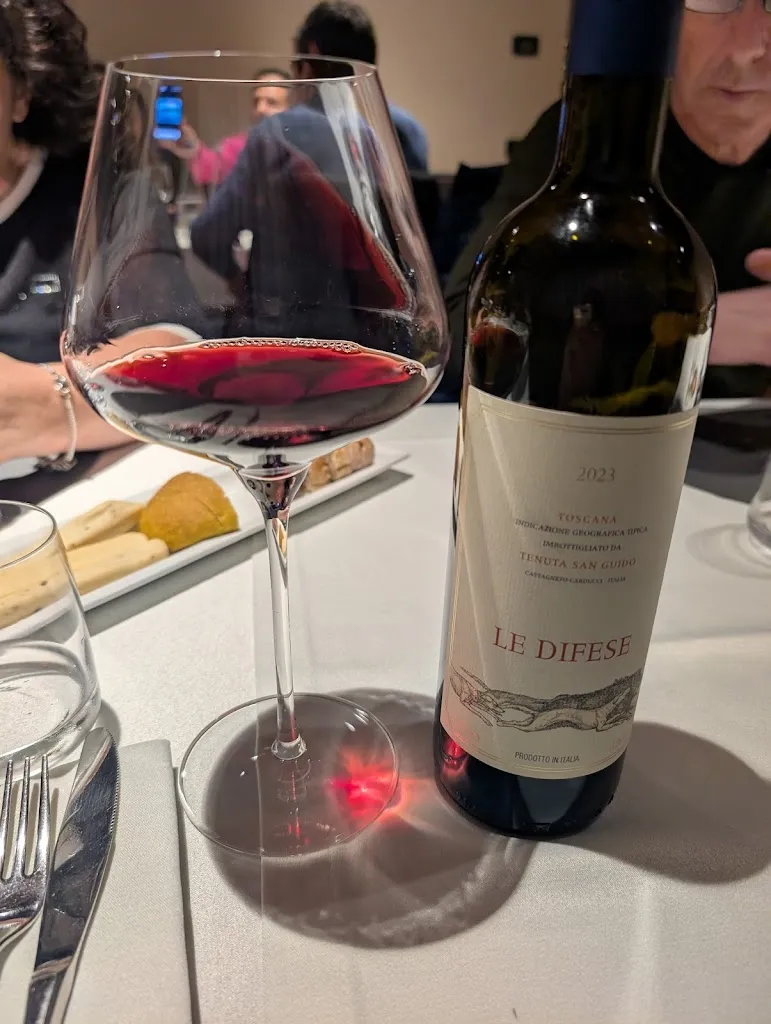 Luisa Brogli_Piccolo Mondo DiVino_Sabbio Chiese_review