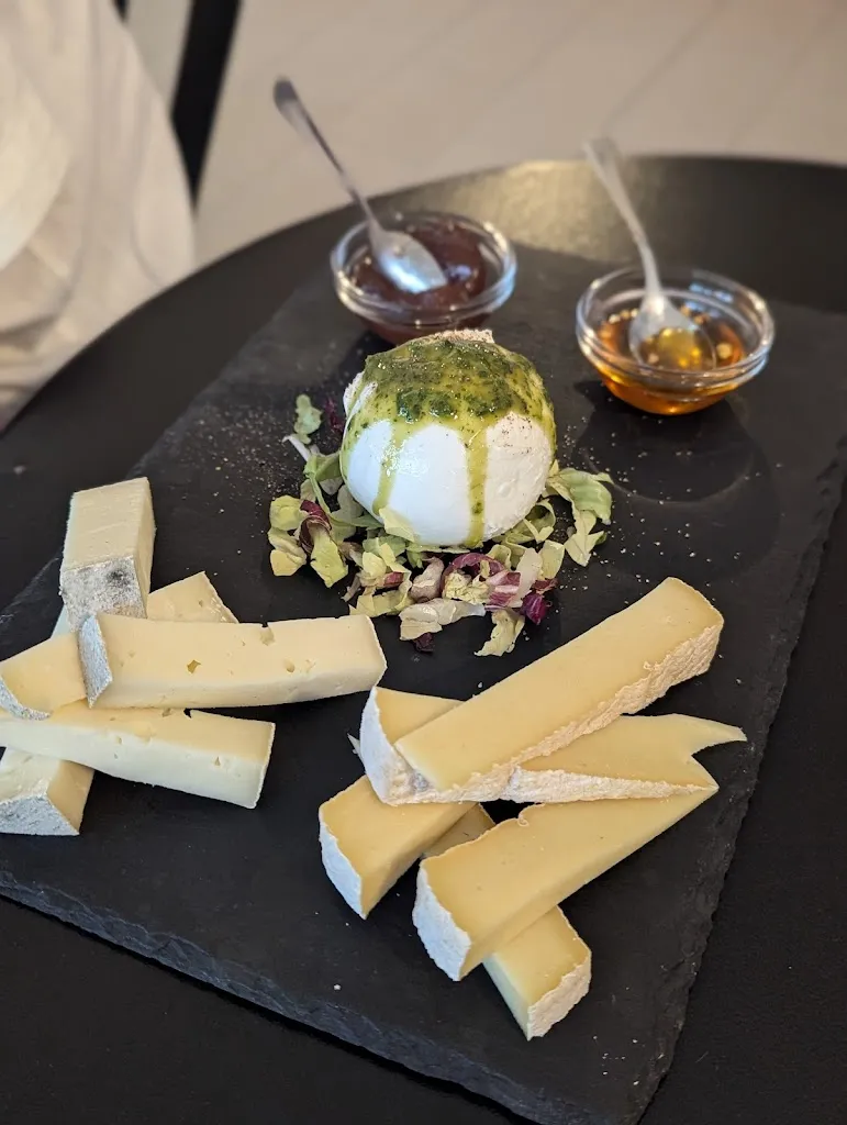 emily santos_Lido di Sala Comacina_Sala Comacina_review