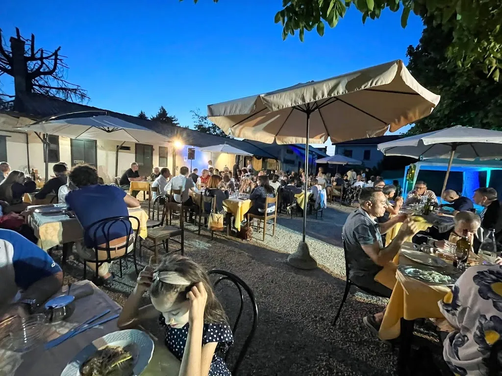 Ristorante Il Vecchio Usignolo restaurant in Sairano