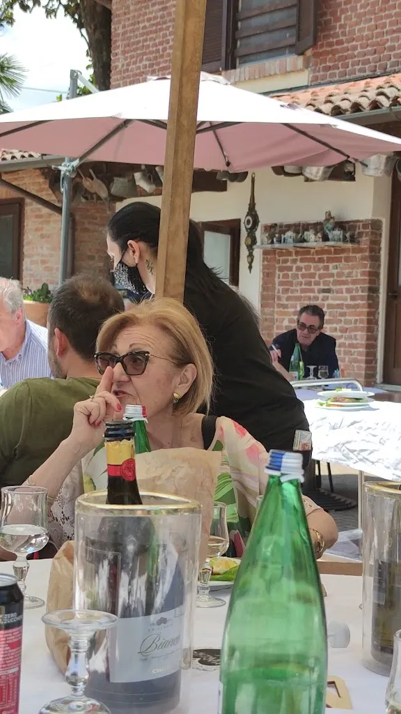 Ristorante e Pizzeria Cascina Gerone_Sairano_slider_image_2