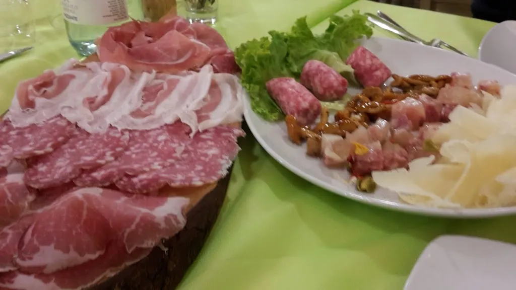 Menu_Decaro Pizzeria Bar Trattoria Risto-Macelleria_Salerano sul Lambro_image_2