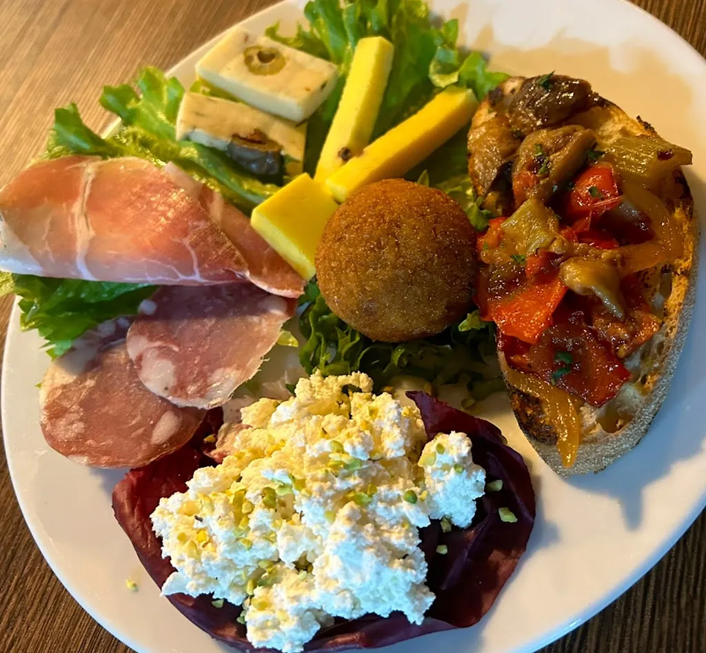 Ristorante Mare & Monti_Saltrio_slider_image_3