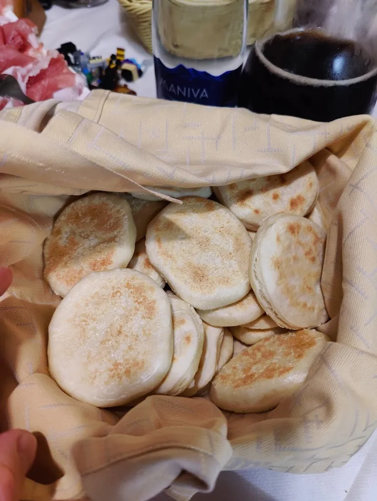 Lucian Luca_Pizzeria Ristorante Vecchio Cornione_San Benedetto Po_review