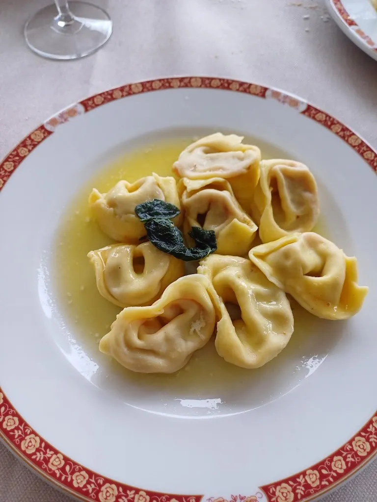 r franco_Pizzeria Ristorante Vecchio Cornione_San Benedetto Po_review