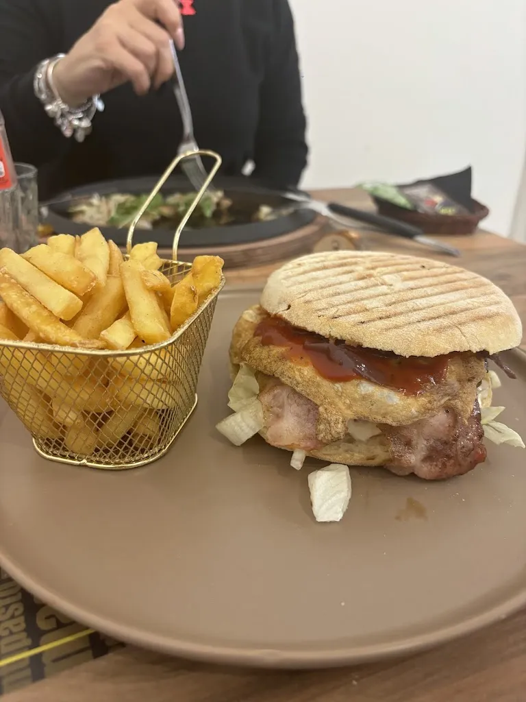 Il bistrot dei desideri restaurant in Brindisi