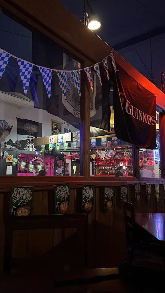 2BOSS INDUSTRY_Wild Eagle Saloon_San Benedetto Po_review