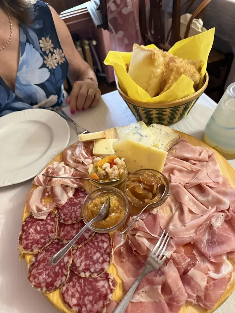 sonia stefania ferro_Ristorante Scacciapensieri_San Benedetto Po_recensione