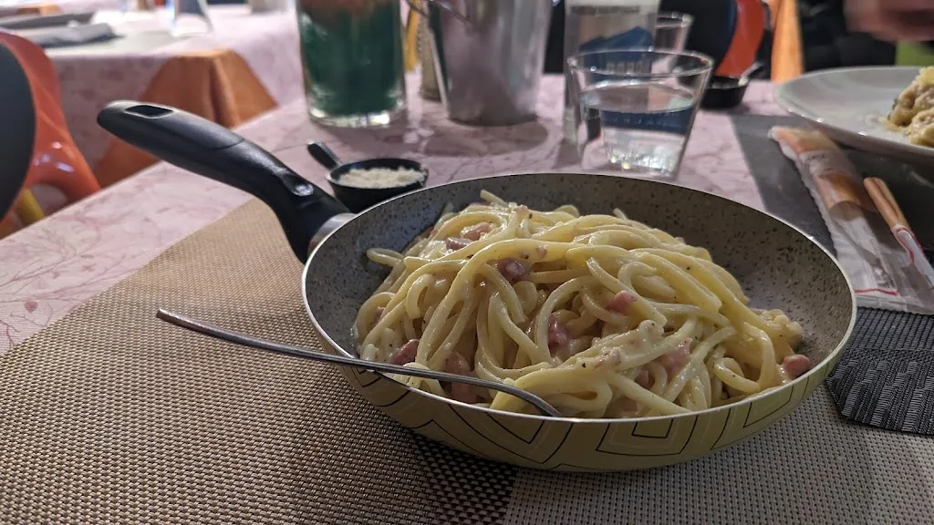 Christian Steinmair_Ristorante Pizzeria Pasta Fresca La Rustica Maria Grazia Zoboli_San Benedetto Po_recensione