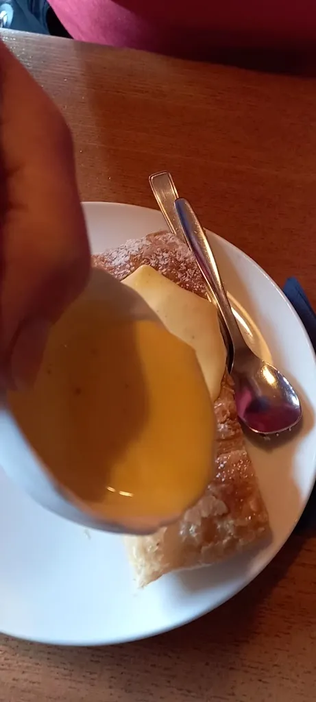 Restaurant Bar Konditorei Sarè_San Cassiano_slider_image_2