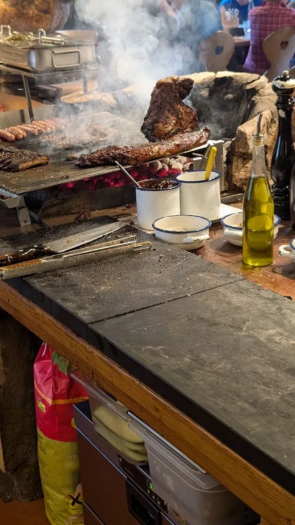 Matthijs Keij_Scotoni Hütte_San Cassiano_review