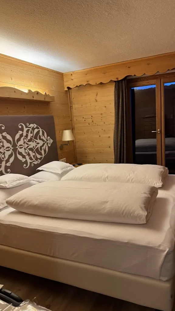 Max Kay_Ciasa Salares_San Cassiano_review