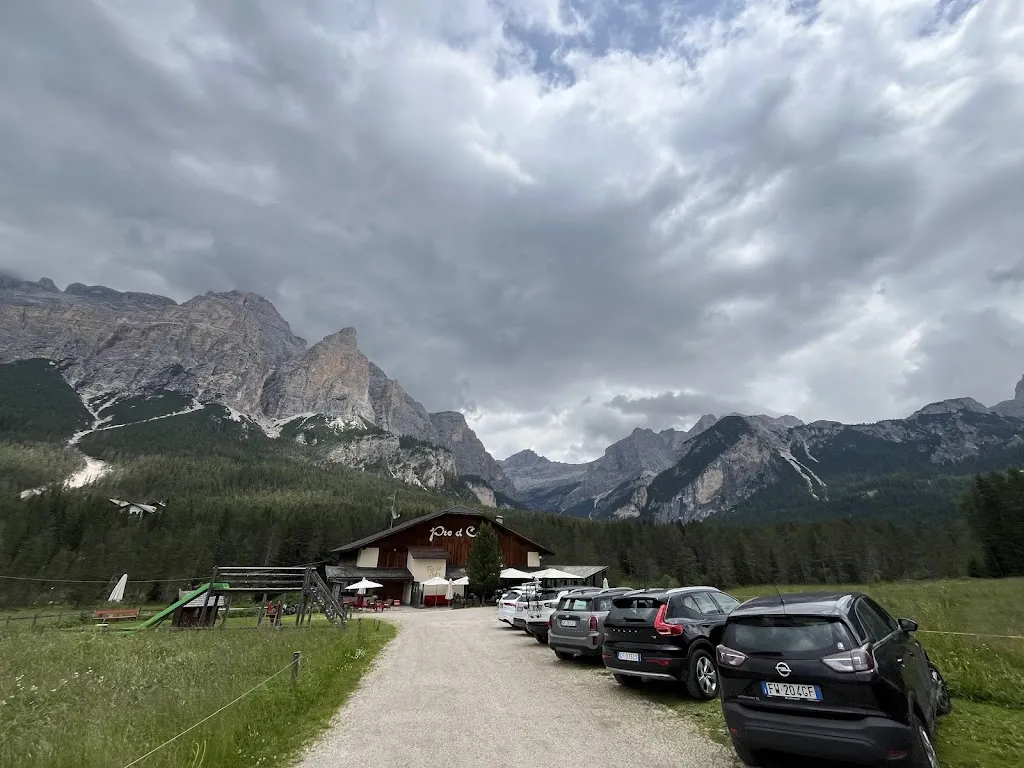 Pre d Costa_San Cassiano_slider_image_3