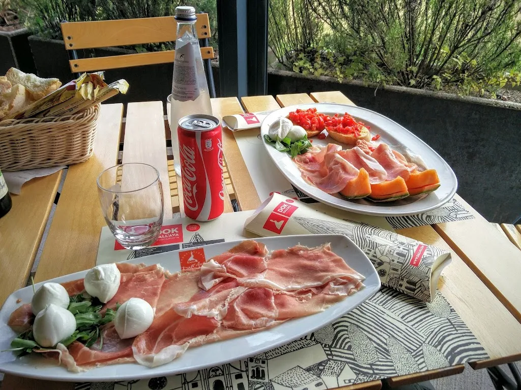 Prosciutteria IE San Daniele_San Daniele Po_slider_image_3