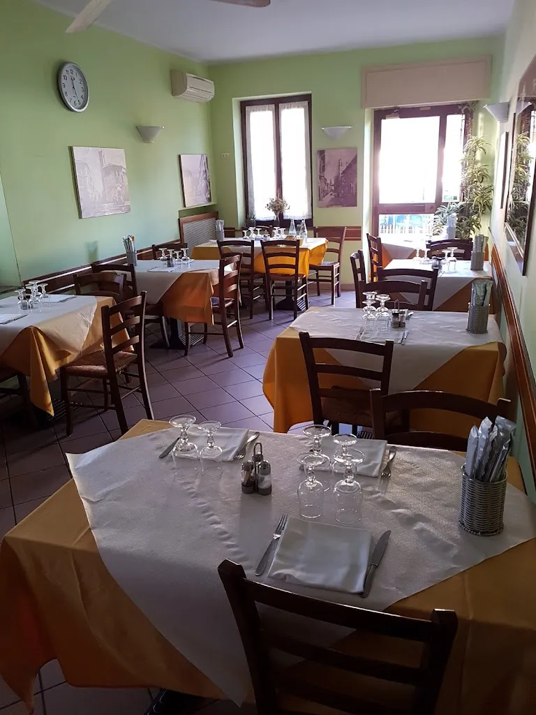 Bar Trattoria Carelli restaurant in San Colombano al Lambro