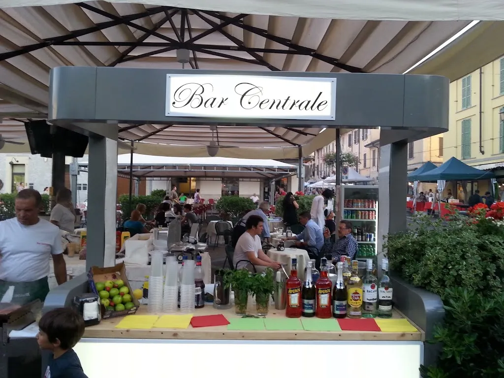 Bar Centrale restaurant in San Colombano al Lambro
