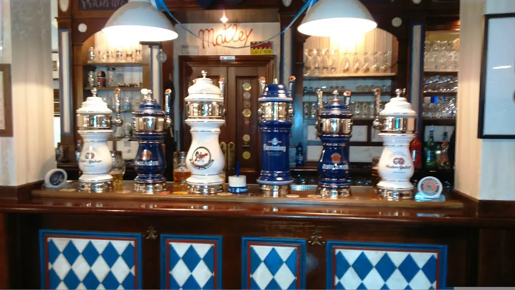 Brazen & Banina - Ristopub & Beer Firm restaurant in San Colombano al Lambro