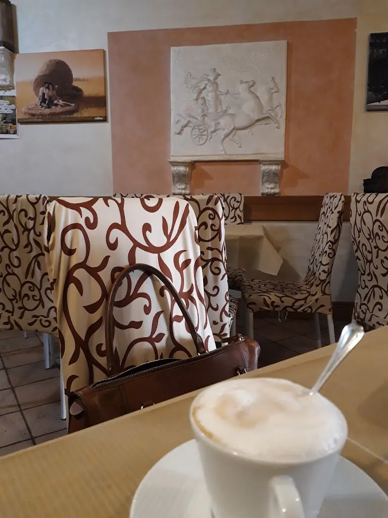 Cyberg Bell_Bar Piccadilly cafè_San Colombano al Lambro_review