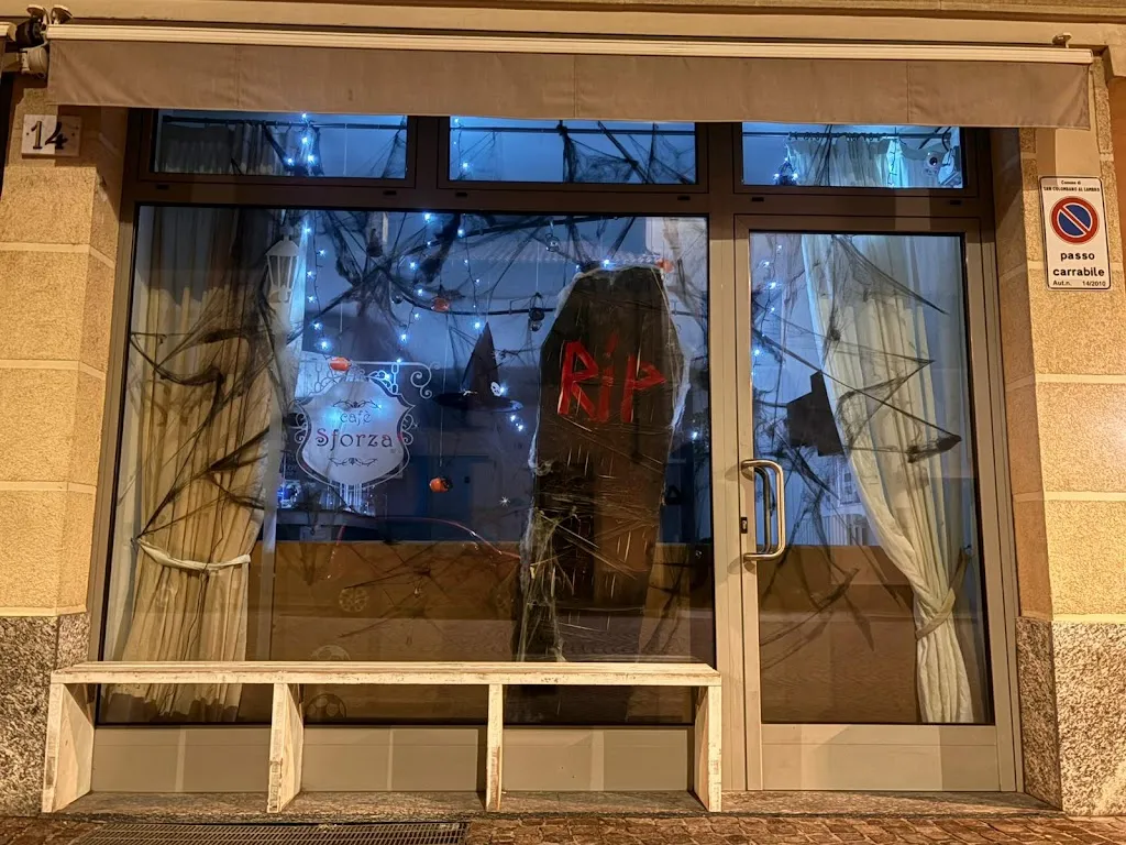 Cafe' Sforza restaurant in San Colombano al Lambro