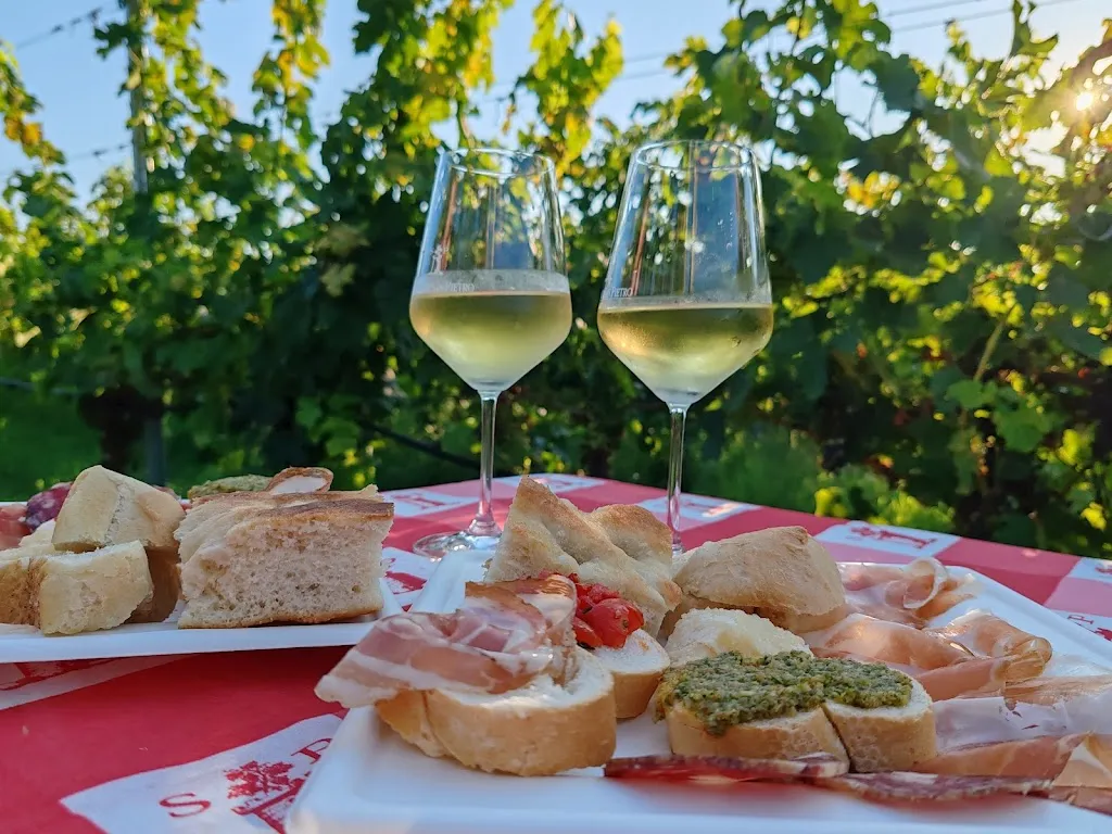 Aperivigna Poderi di San Pietro_San Colombano al Lambro_slider_image_1