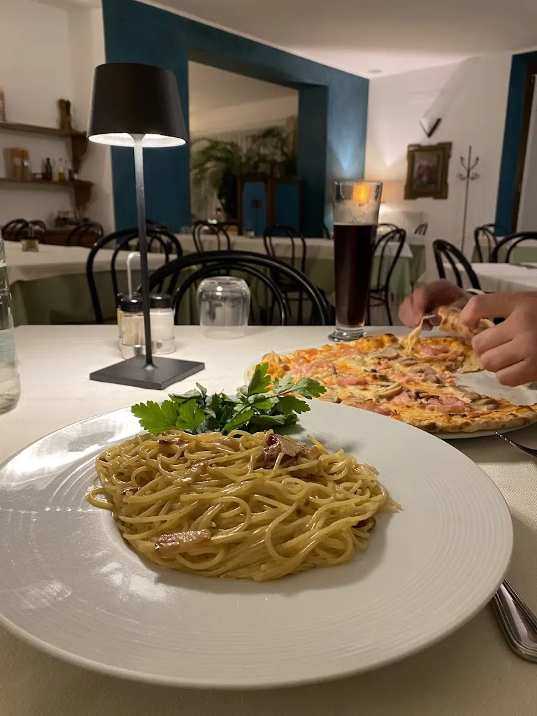 Maria-Alexandra Tacea_Trattoria Vittoria_San Fermo della Battaglia_review