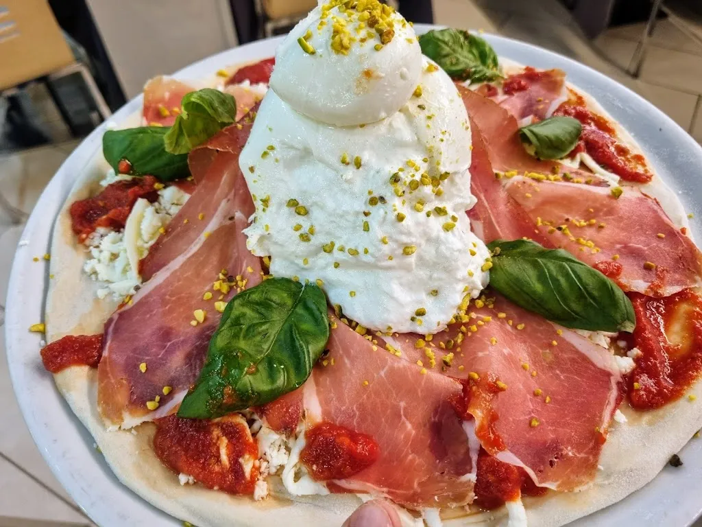 RISTORANTE/PIZZERIA IL SOGNO_San Fermo della Battaglia_slider_image_2