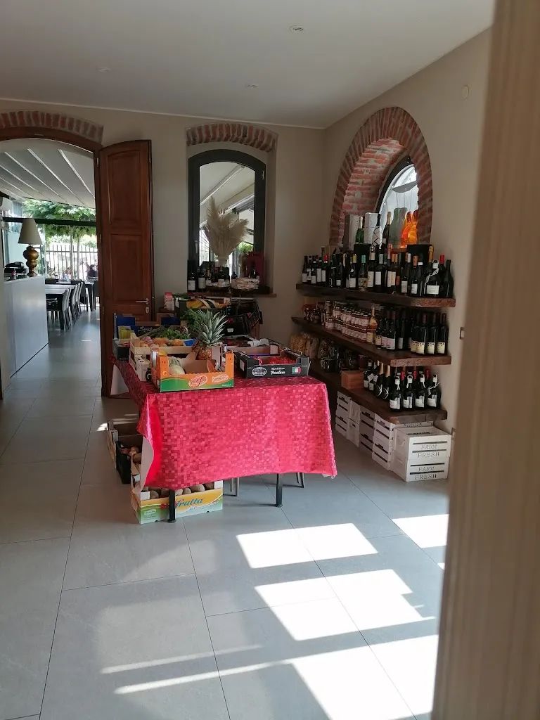 Maria Rosaria Amato_Agriturismo La Divizia_San Fiorano_review