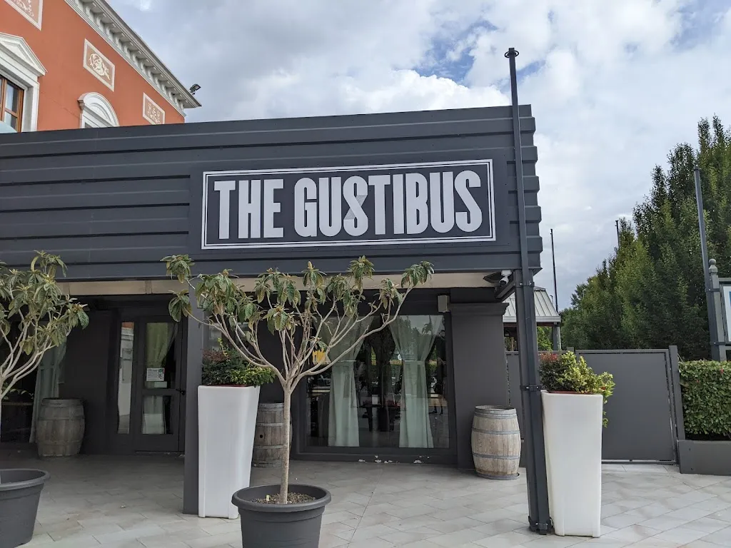 The Gustibus restaurant in San Gervasio Bresciano
