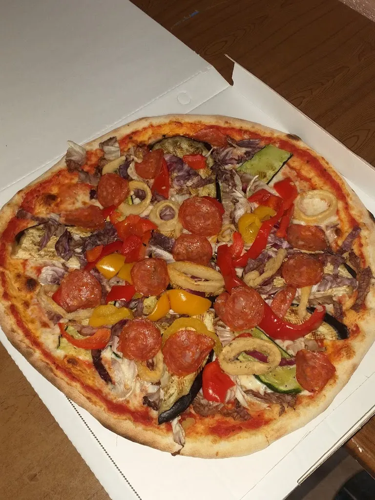 Pizzeria Il Gusto della Pizza. Forno a legna e consegne a domicilio_San Gervasio Bresciano_slider_image_2