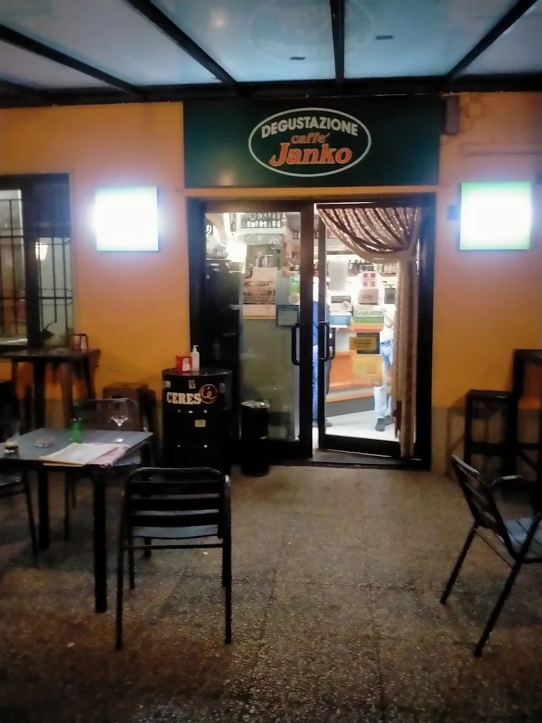 Bonny's Bar_San Genesio ed Uniti_slider_image_3