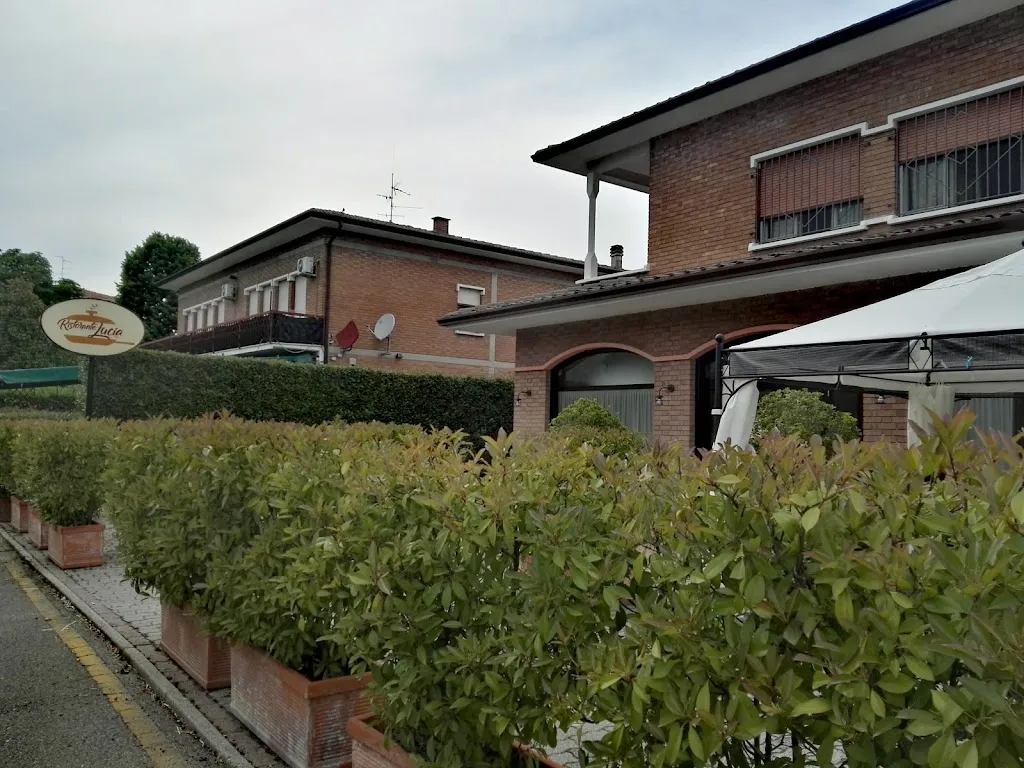 Ristorante Lucia_San Giacomo delle Segnate_slider_image_3