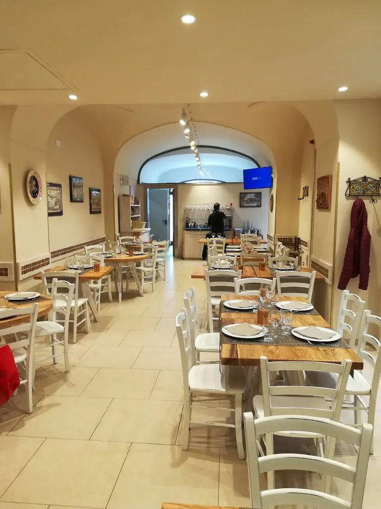 Pescheria del Porto_Brindisi_slider_image_1